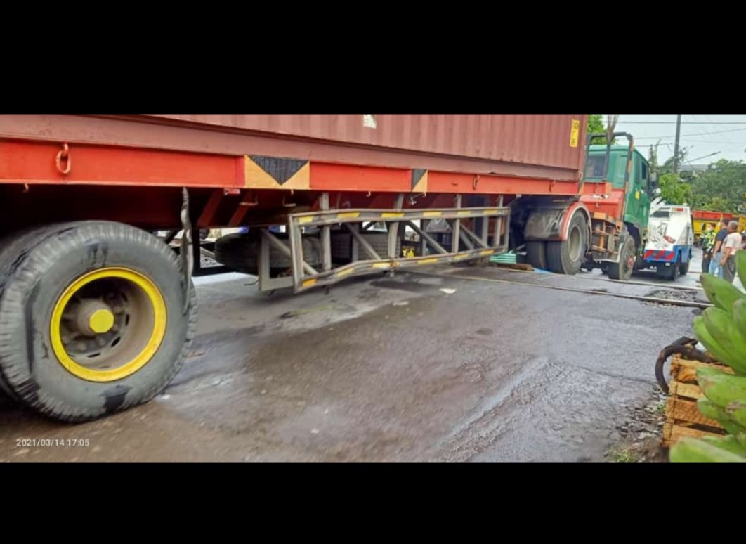 Informasi terbaru tentang Blimbing Tweet Per Detik