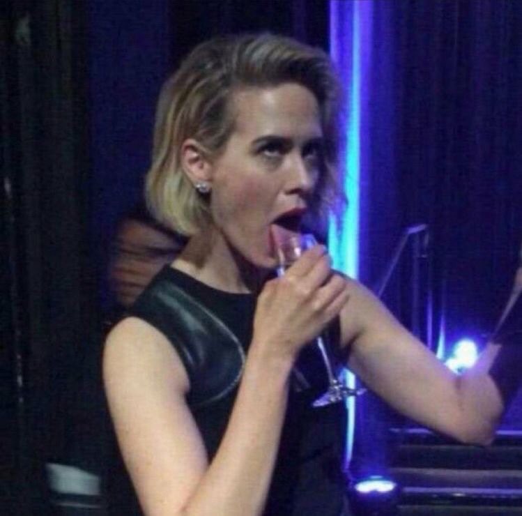 eeezgotapizza's tweet photo. 18th the majority hahah fuck I’m an adult now I’m scared of responsibilities. @MsSarahPaulson cheers 🥂 !! https://t.co/lbpiVGQCG9