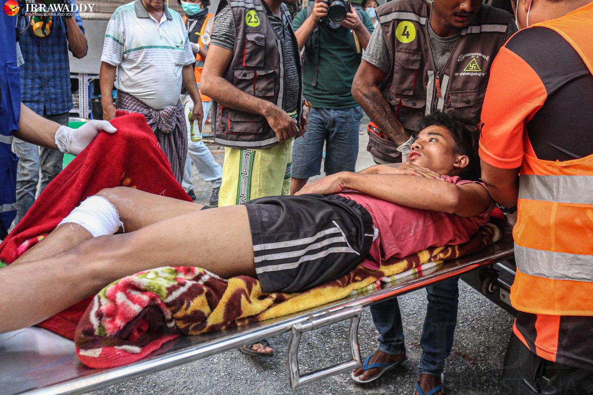 One woman was shot dead and six other people were wounded in #Mandalay when police and soldiers opened fire on anti-regime protesters Sunday afternoon. (Photo: The Irrawaddy)

#WhatIsHappeningInMyanmar 
#RejectMilitaryCoup