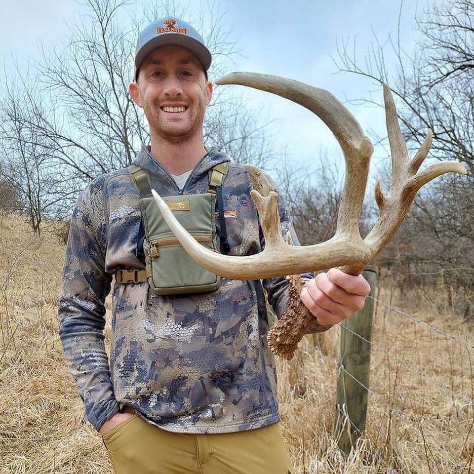 WhitetailPropTV's tweet photo. #repost @illinoisconnection
・・・
MEGA GIANT HERE AT IC...The biggest scoring side we've ever found in over 20 years of shed hunting..93 5/8
#shedrally @JohnDeere @Mathews_Archery @SitkaGear @lacrosse1897 @HUNTERRAmaps @YETICoolers @RyanKirbyArt #rackhub https://t.co/QsSuSCi5Ew