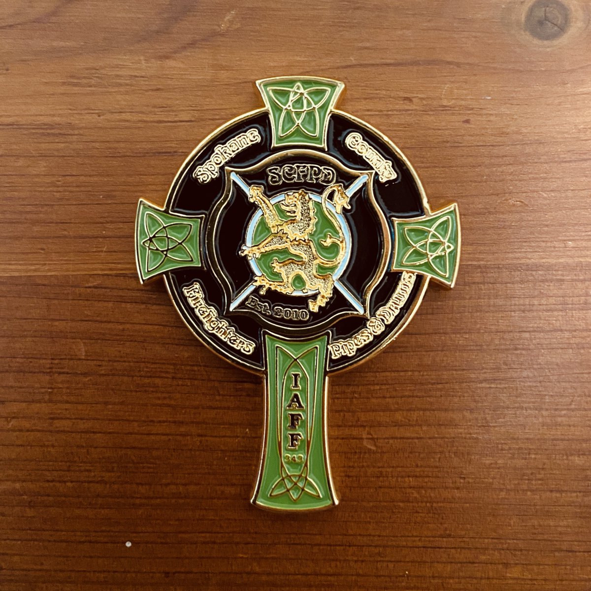 ScffPipes's tweet image. Spokopipes.square.site is running a site wide sale!!! 30% off EVERYTHING!!! today through Saturday. Support your local pipe band and your firefighters!!! Perfect for displaying your #saintpatricksday pride!!