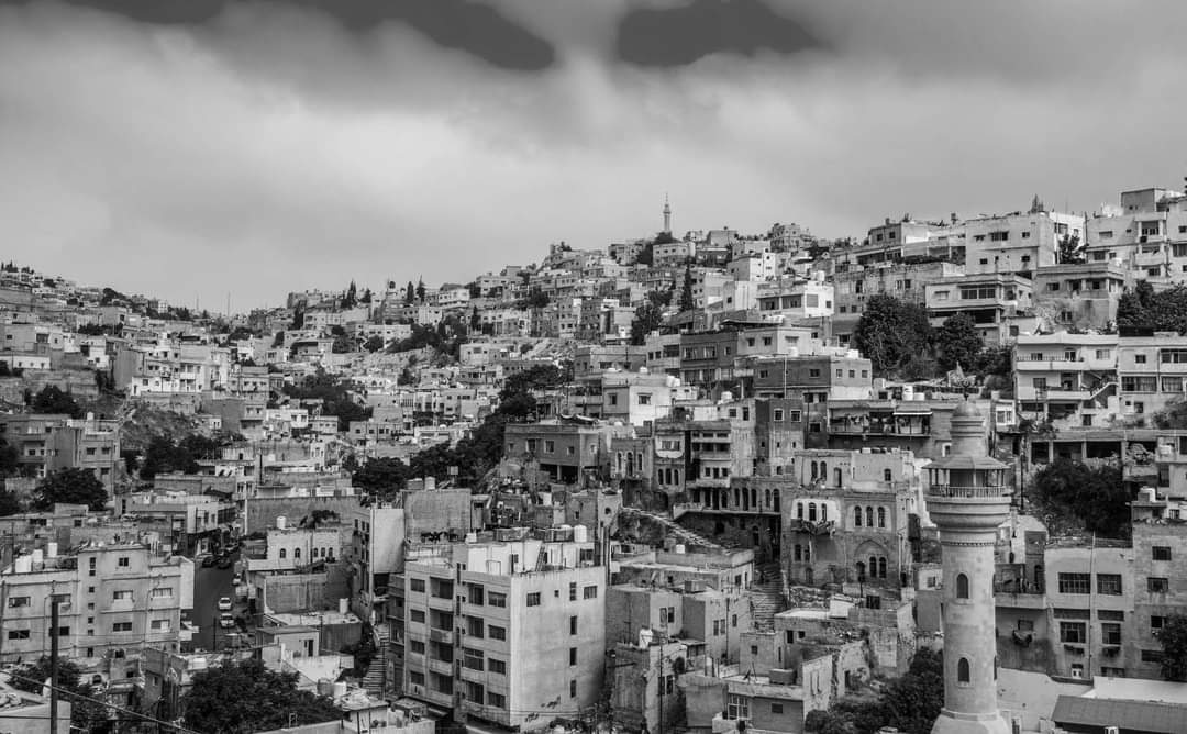 تتقدم أسرة مشروعنا بأحر التعازي لضحايا مستشفى السلط وذويهم، داعين المولى عز وجل أن يرحمهم بواسع رحمته، وأن يحفظ الاردن قيادة وشعباً وأن يرفع عنا هذا الوباء.
#مستشفى_السلط #السلط