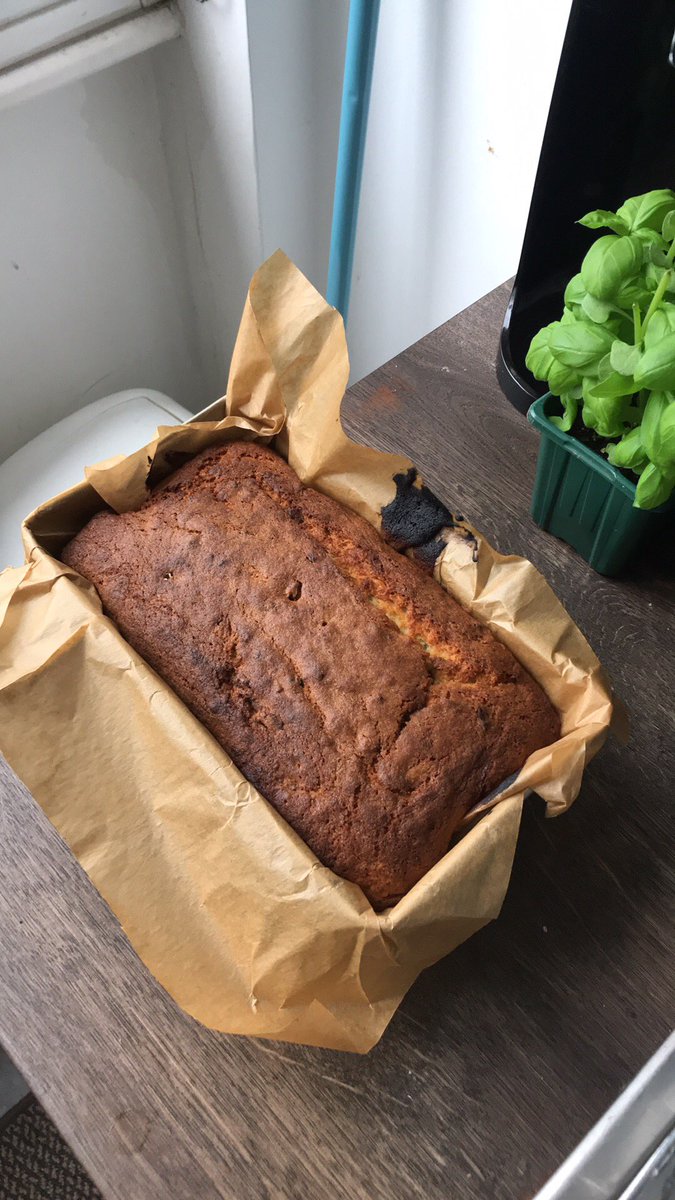 emwallispsy's tweet photo. @siobanclinpsy @oliviacarrick1 @WilsherMark @PsychTom @AnnaClinPsyD @AnnieClinPsyD @egoldsmithpsy @LollyHzPsych @ChloeHussey11 @Schlosspsych @EloiseKRichards Sunday baking for me too! Now to try some and pop a film on 😊 https://t.co/d2XjJRAiIX