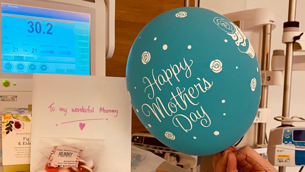 karenpdev's tweet image. Wishing all our NICU Mums a Happy Mother's Day. Making special memories. Developing loving relationships. Also a Happy Mother's Day to all the neonatal nurses working today making mothers day extra special on the NICU
@realgraceedge @NHSCTrust