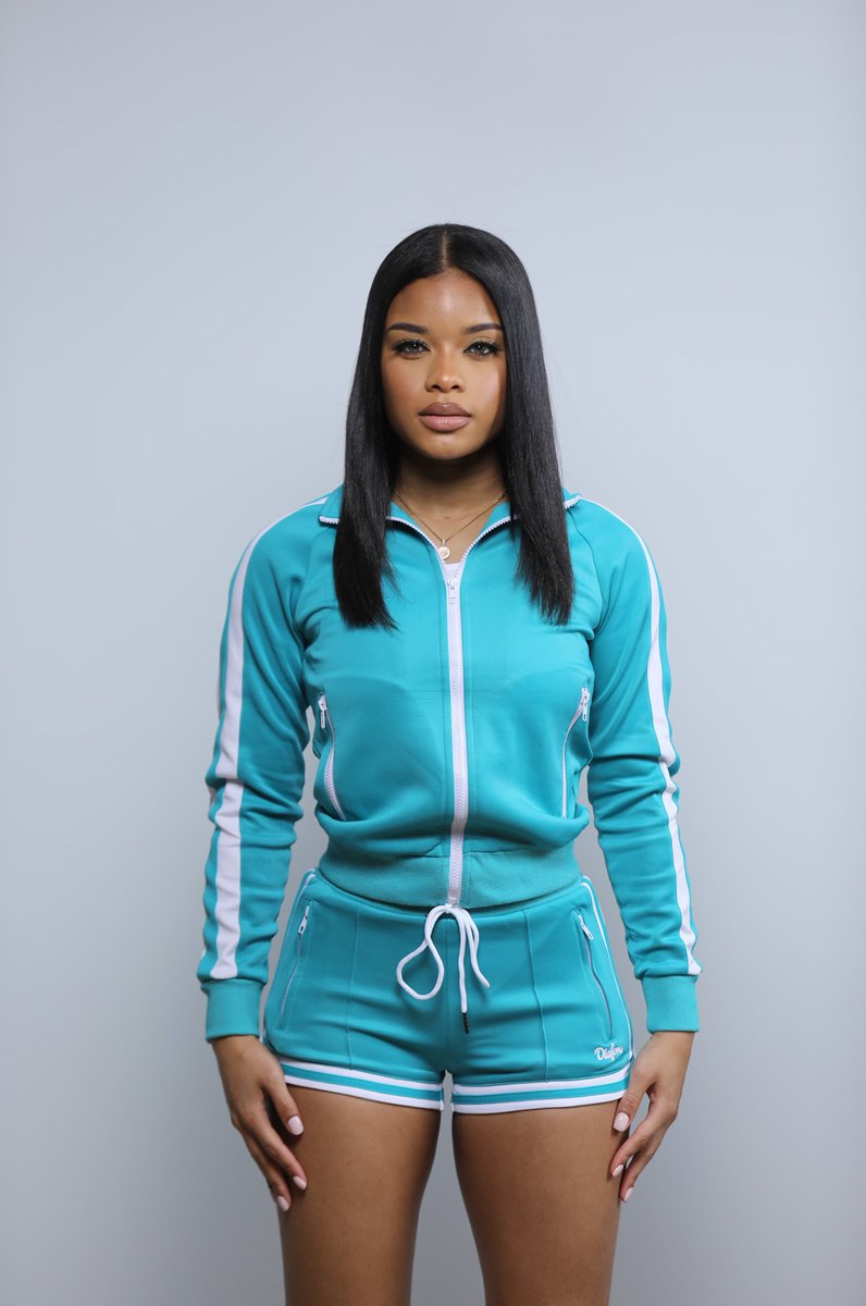 DiaforaStyle's tweet photo. Colors of the new track short set head over and shop ladies 😍😍😍😍 https://t.co/lhaOt9VY3W