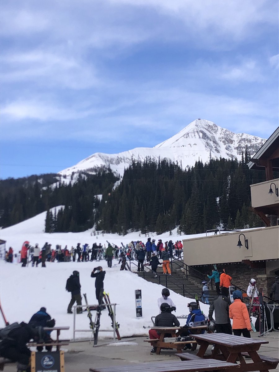 Midhorn55's tweet photo. Big Sky, 10th day of skiing this year #livingthedream https://t.co/vDJjPdpWWi