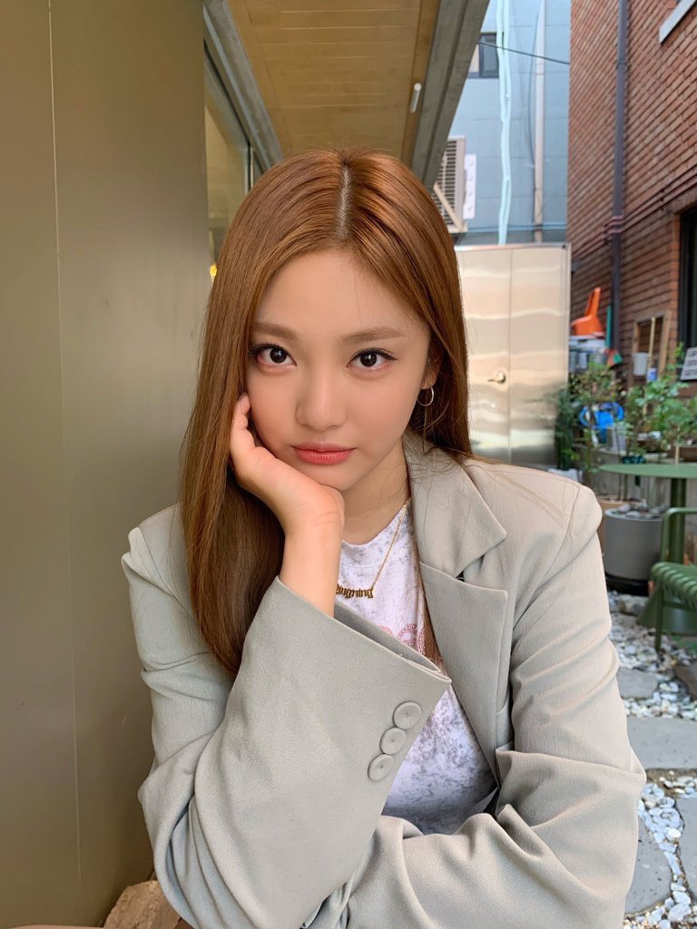 EwcAgL6U8AQSy01?format=jpg&name=medium