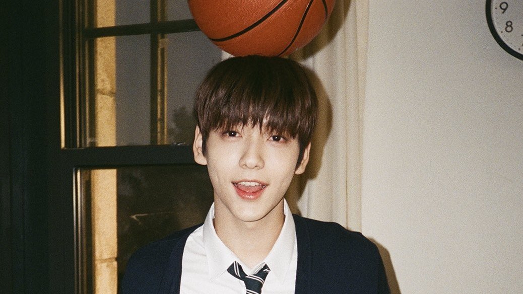 fluffyeonbin's tweet photo. we all owe huening kai a thank you for these wonderful shots he took of the members 🥺 https://t.co/Axy2kZaiJs