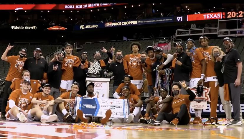 A_Hudy's tweet photo. Beyond grateful to work with @texasmbb As a woman in this field, there is much to fight for...equality, empowerment, opportunity. I am so appreciative to be seen and elevated so I can impact these incredible student-athletes. Thank you for believing in me @HookEmSmart 🤘🏽 https://t.co/qh2BYGQOdV