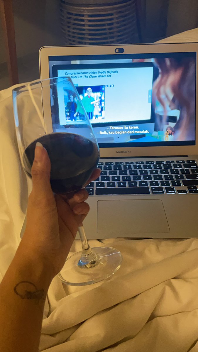 ninisputri's tweet photo. Just the right combination for this Nyepi Day. The day for me to do this self-reflection and make future decisions with a clear head. Watching a kind of a feminist series while sipping my favorite drink. Perfect. https://t.co/FiAhUXEzRU