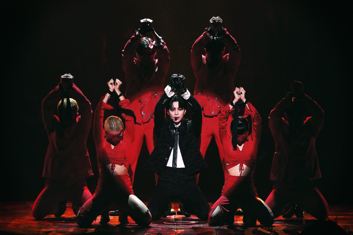 untiItaem's tweet photo. Kpop wasn’t ready for this one https://t.co/fshH79TnhN