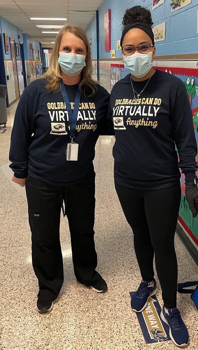 VailsGateBP's tweet photo. We continue to #ShoulderUp as we mark the one year anniversary of COVID impacting our schools. Proud of the VGSA faculty and staff for turning challenges into learning opportunities!πβ€οΈ #GoldbackPride @NewburghSup @newburghschools https://t.co/3JJW8CTuu8
