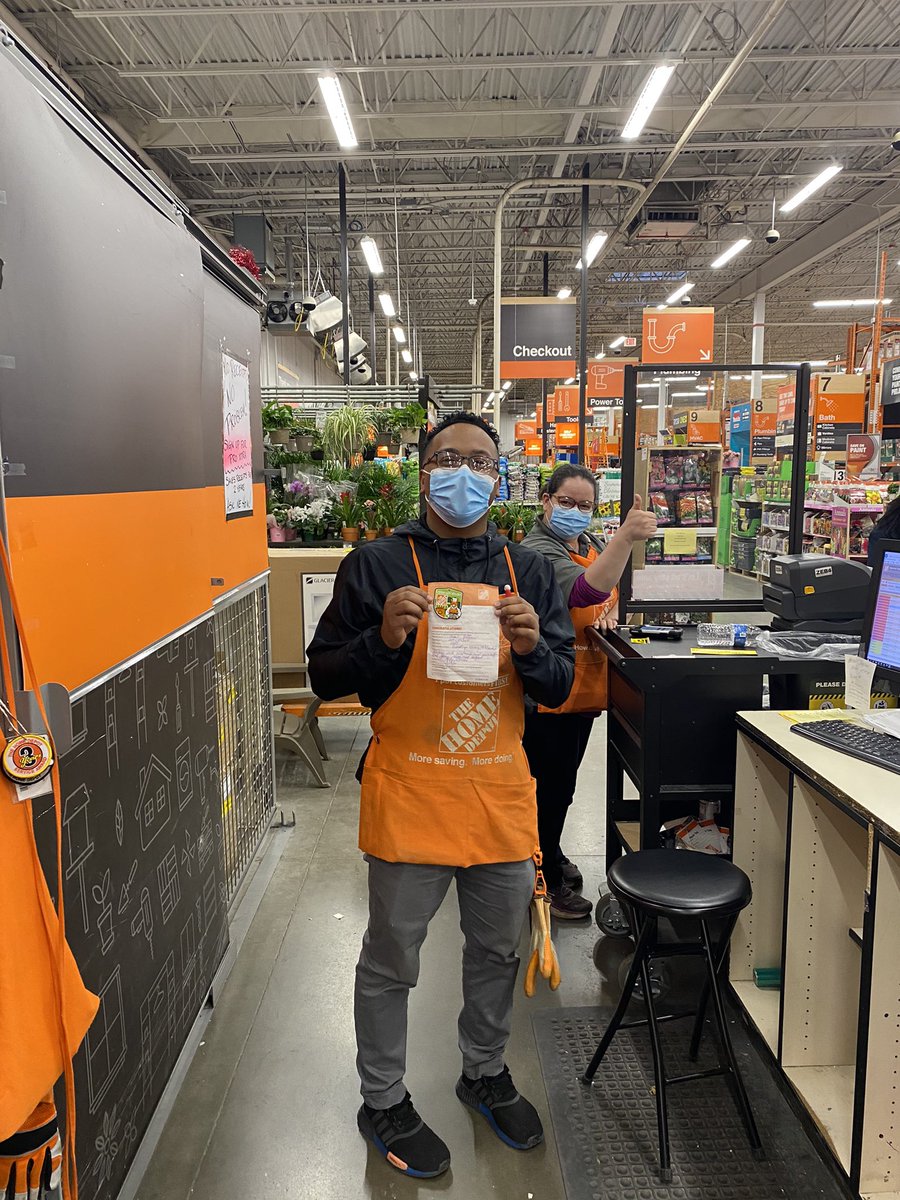 Angel d31 getting recognized for always going above and beyond for customers and the associates