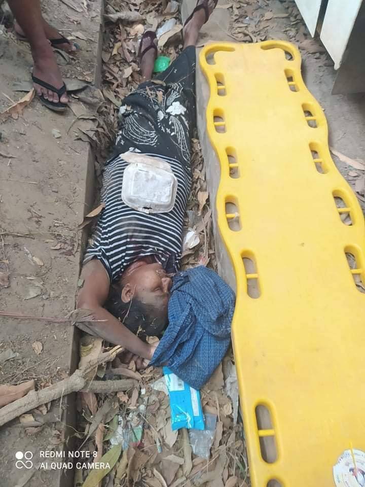 Lilian19012024's tweet photo. Tw // death

Mother of 3 children from Bago was murdered by Military on Mar14. Junta’s military dogs dragged n threw the dead body into drainage n covered with garbages!! Unforgiveable Junta’s atrocities!!

LOCOMOTIVE XYZ
#Mar14Coup
#WhatsHappeningInMyanmar https://t.co/HAEBZvqDIz