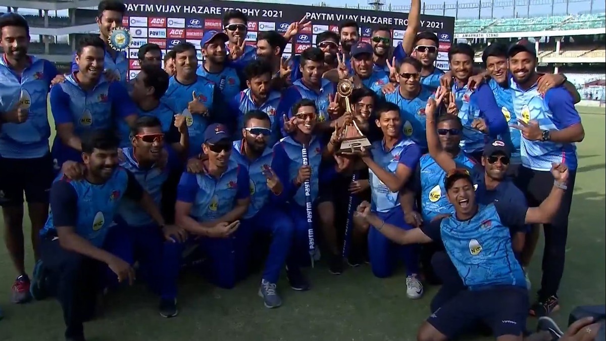 indiacom's tweet photo. #UPvMUM #Cricket #VijayHazareTrophy @PrithviShaw, #AdityaTare Star as #Mumbai Beat #UttarPradesh to win #VijayHazareTrophy2021 

#cricketnews #UttarPradesh #UP #MumvUP #MumbaiCricket #UPvsMUM #PrithviShow #PrithviShaw

READ - https://t.co/ar6NtTJSB5 https://t.co/1sfrPwoBcj