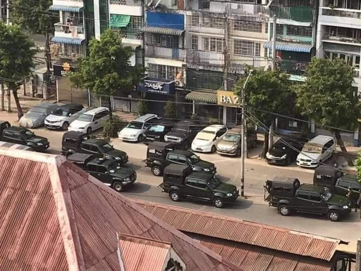 The police and soldiers are only for torture the people.
How many dead body to stop this situation.
We need justic.
#WhatsHappeningInMyanmar 
#Mar14Coup