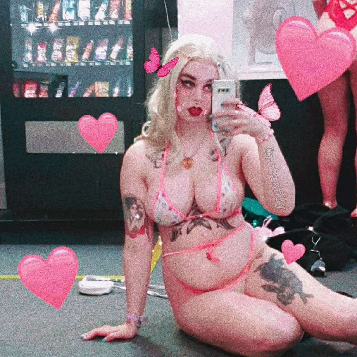 rotmandy's tweet photo. angel baby at work last night. you should come and say hi if you're in my town 💗 im working thursday and saturday this week ~ https://t.co/5Id5VFIVHl