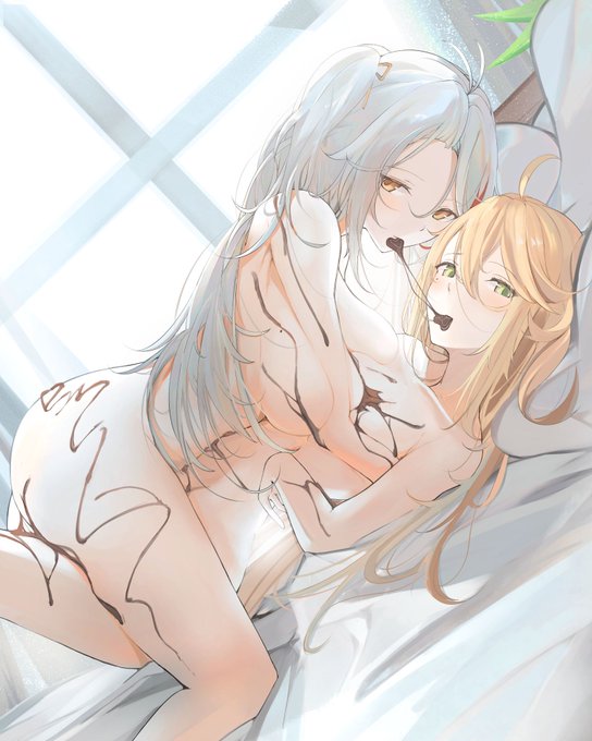 #見た人も無言で金髪美少女貼れ #ホワイトデーは銀髪白髪を愛でる日Gold and Sliver 