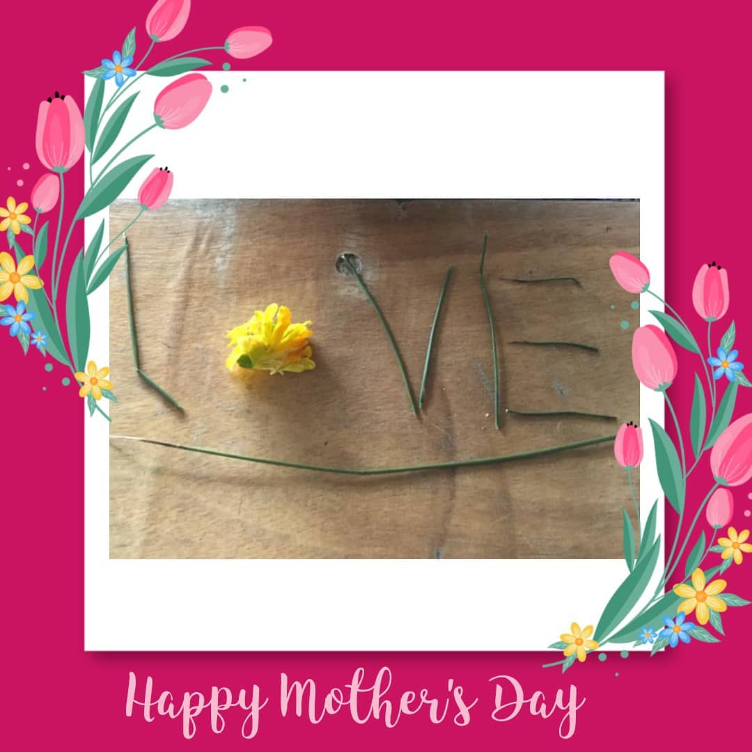 croi_na's tweet photo. Happy Mother's Day to all our wonderful Mothers ๐ฅฐ
The children create images out of nature to share with their mothers today. Some very creative pieces! ๐
#croinacoille #croinacoilleprimaryschool #outoorlearning #alternativeeducation #steinerinspired #MothersDay2021 https://t.co/0xtDPm0WdZ