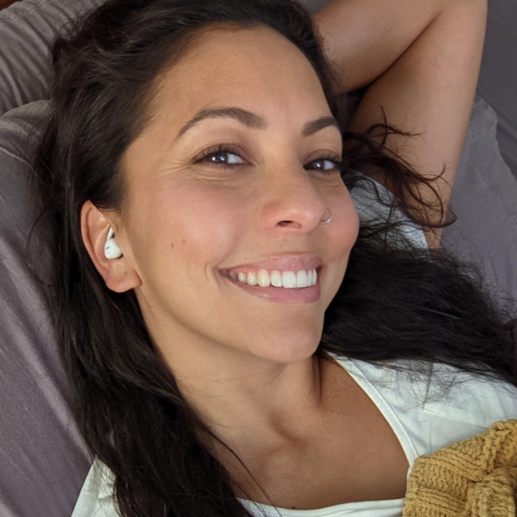 Bose's tweet photo. Sleep is more important than ever as we spring forward for #DayLightSavings. ⏰ Bose #Sleepbuds II have sleep technology that’s clinically proven to help you fall asleep and stay asleep. https://t.co/EdWWmaMDyZ https://t.co/jycxkBlm2P