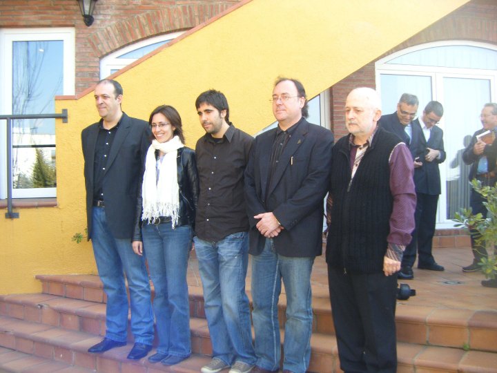 angeldelaweb's tweet photo. Fa 11 anys, el 14 de març de 2010, guanyava el Premi Recull de #Periodisme (Premi Salvador Reynaldos) amb un article titulat "Unes caixetes que són com fonts sonores". Explica la història de la ràdio a #Blanes (1954-2010). @RedaccioRecvll #PremisRecvll https://t.co/EuTXT9g8zO