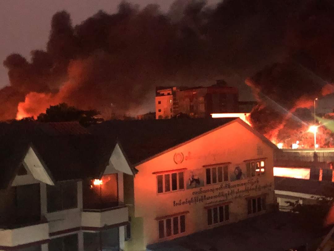 tw//Violence &amp;Fire 

In HlaingTharYar Tsp,Yangon,fire outbreaks set by army terrorist(SAC) are still going immense as the night grows darker &amp; residents are scared of what will happen next .

LOCOMOTIVE XYZ
#Mar14Coup
#WhatsHappeningInMyanmar 
©®pic