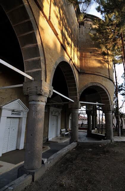 AlaattinSonat's tweet photo. 📍#Niğde | #Fertek Cami 🕌 

Niğdemizin Fertek köyünde bulunan, eski Rumlar’dan kalan Fertek Kilisesi Cumhuriyetimizin ilanından hemen sonra camiye çevrilmiş, mimari özellikleriyle yerli ve yabancı turizm açısında da Niğdemize katkı sunmaktadır. https://t.co/pq9mzsrQSG