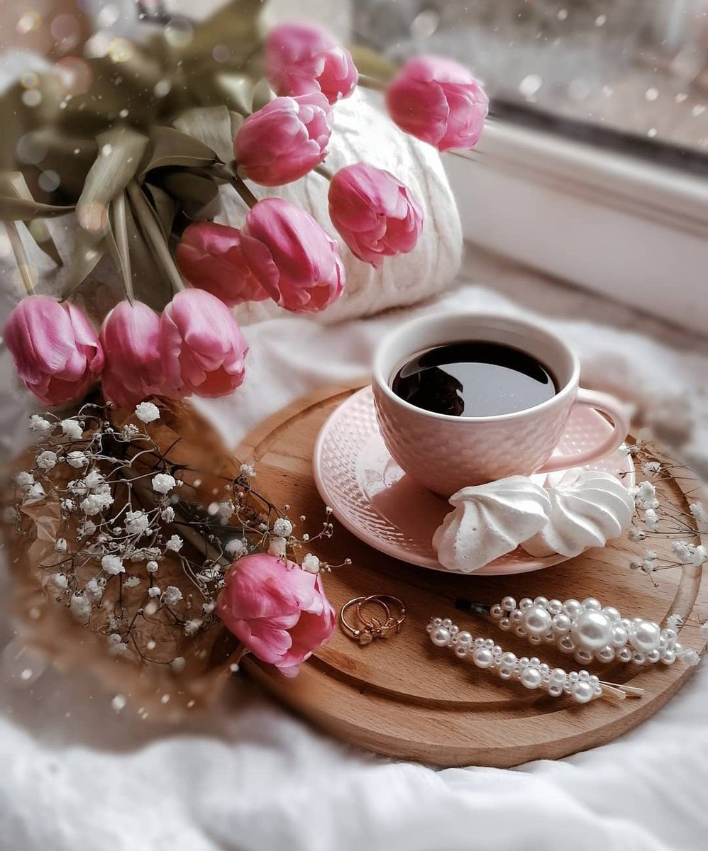 <a href="/maite0021/">Maite</a> Feliz lunes Maite 🌷 Mil besos 😘