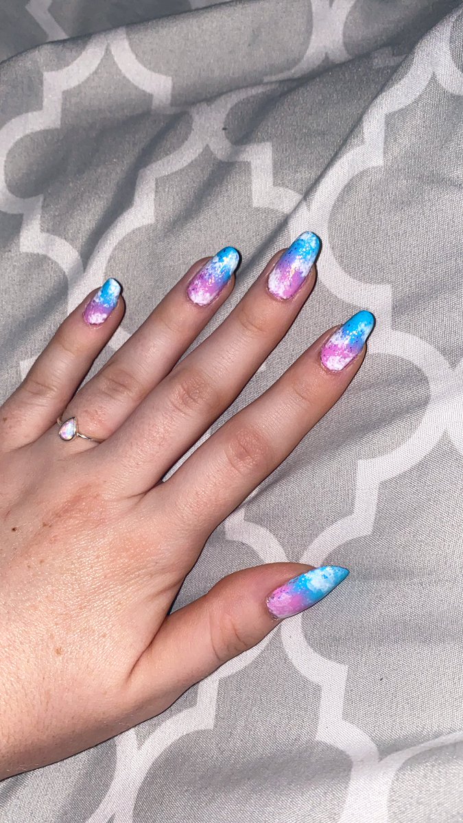 TaylorWehle's tweet photo. @holotaco @nailogical It took me like 3 hours but I did it! https://t.co/1zJTJoQqao