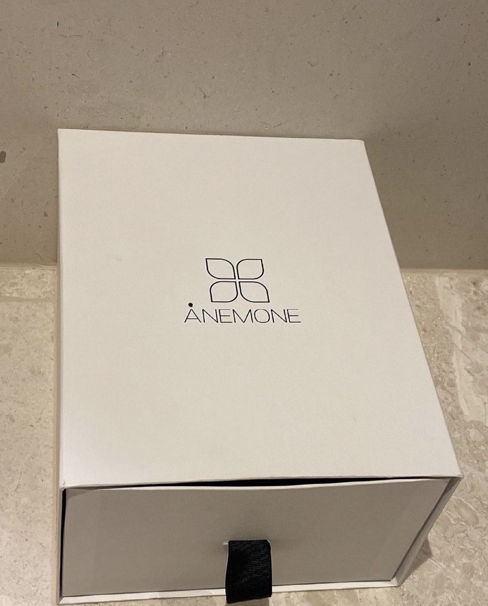 teukables's tweet photo. 210314 Teuk’s IG update: #ANEMONE #leeteukcollab #thecapthatImade #fromheadtotoe #finallyreleased! #gonnaunboxit✋🏻 https://t.co/a9cvMN57ur https://t.co/1oXtnh5Jm6