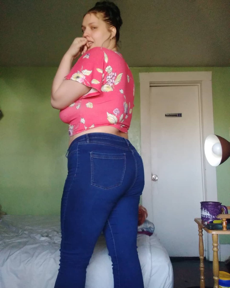 sluttymonkie's tweet photo. I love my body and myself more now at 30 than I ever did. I bet you'll love me too.
https://t.co/0u8icGlf9E
#onlyfans #isell #thicc #gothicc #curvy #manhandleme #spoilme #babygirl #babydoll #booty #sinfulsinday #selflove #thicc #bbw https://t.co/B4iUooo1ng