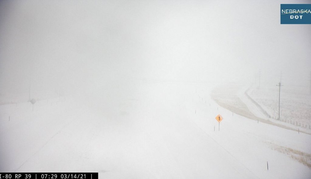 NEStatePatrol's tweet photo. 🚨🚨🚨I-80 is now CLOSED for both east and westbound from Big Springs to Wyoming. Additional closures to the east are possible as the day progresses.

Several other major roadways in the Panhandle are also closed.

Do not attempt to travel in this storm. https://t.co/9krwCOULHT