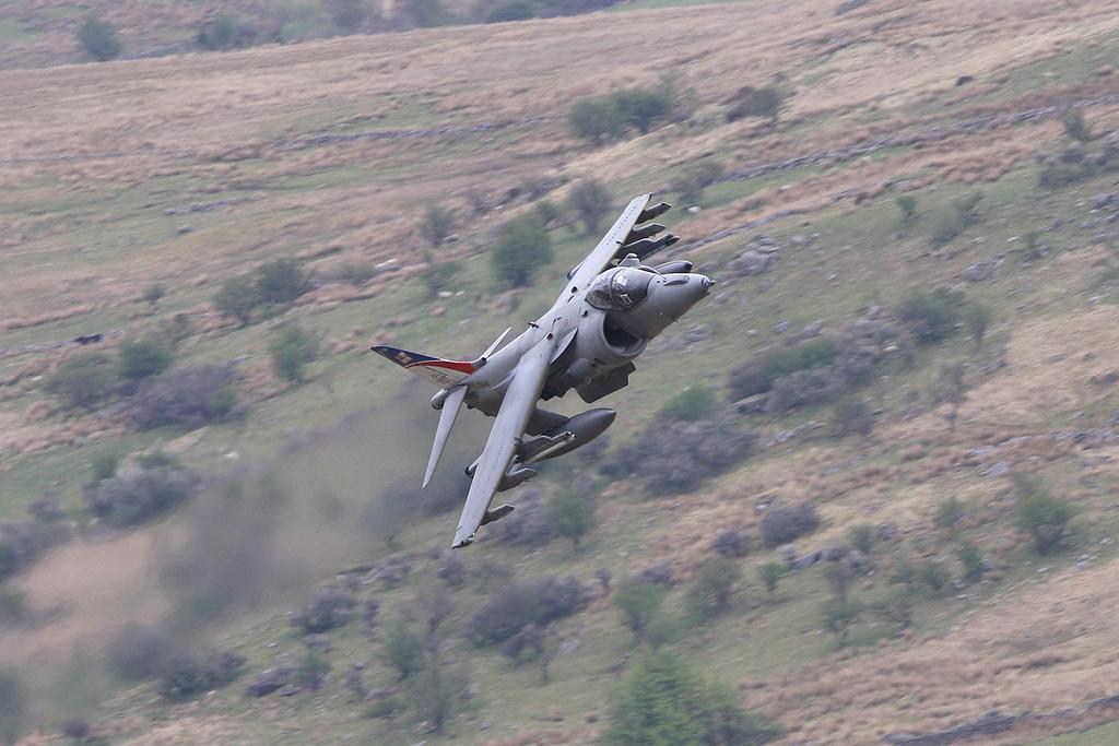 SwannBarry's tweet photo. ZD406 BAe Harrier Gr9 seen here in wales april 2010 ...Fly Navy.. I first seen this airframe on build at Dunsfold Sept 1988, Many times flying and finally resting in Amarg in 2013 #flynavy #aviation #AvGeek #harrier https://t.co/Dsl61vhECR