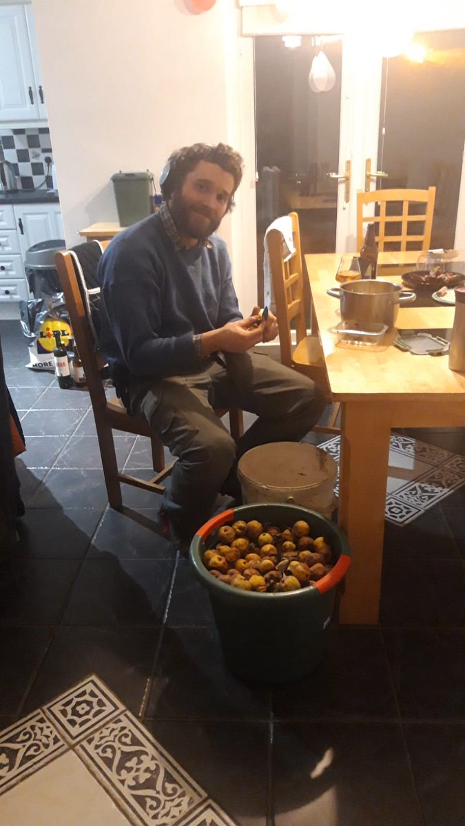 MauriceDeasy's tweet photo. Chopping open some wild apples in search of seeds... #wildapples #pippins #uncultivated #wild #farmhouse #cider https://t.co/xmZiH9HYEG