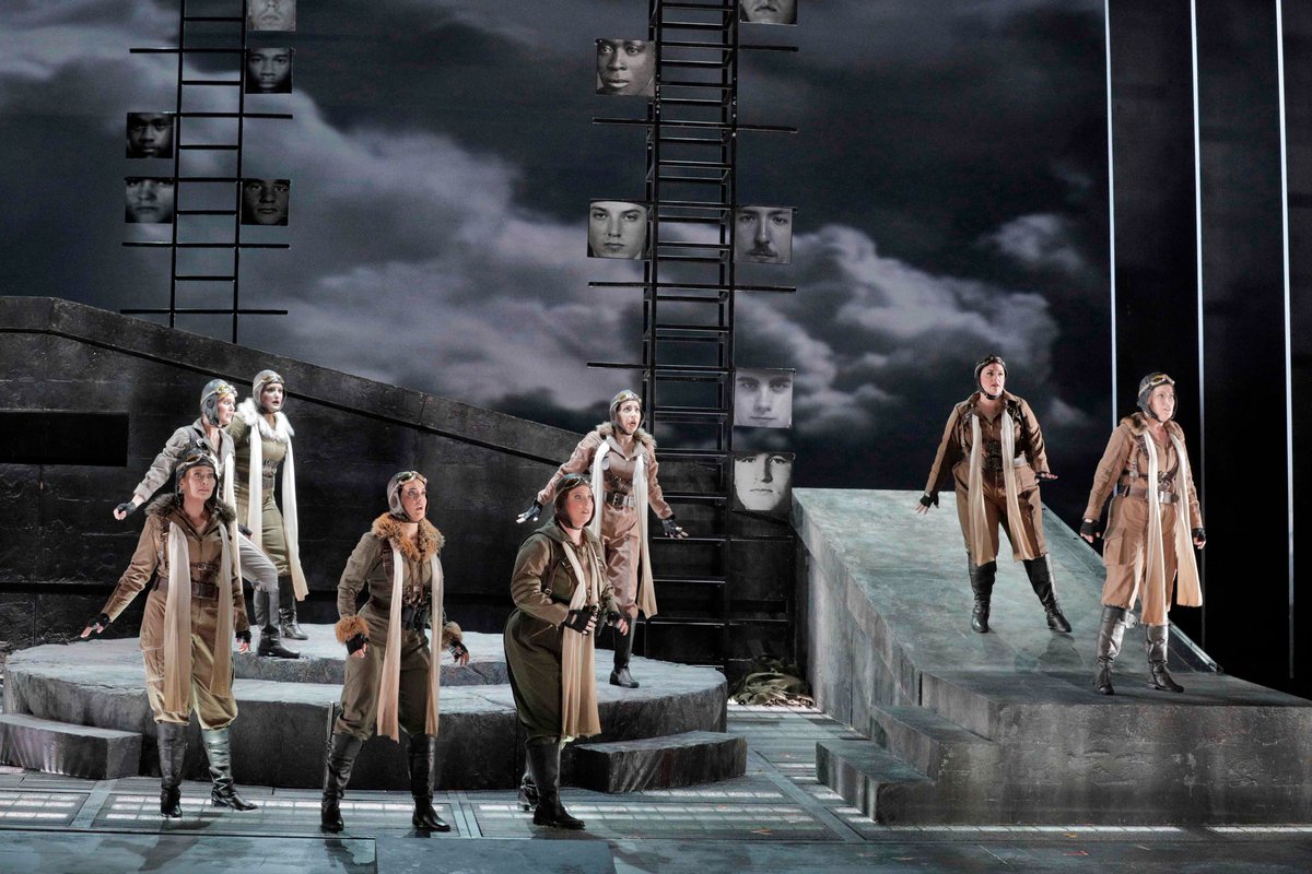 Moonbootica's tweet photo. Watching @SFOpera production of Wagner's Die Walküre #OperaIsOn #RingCycle #Wagner #Opera #RingFestival
https://t.co/MRZgwftywU
Photos by Cory Weaver https://t.co/9skxNirXFz