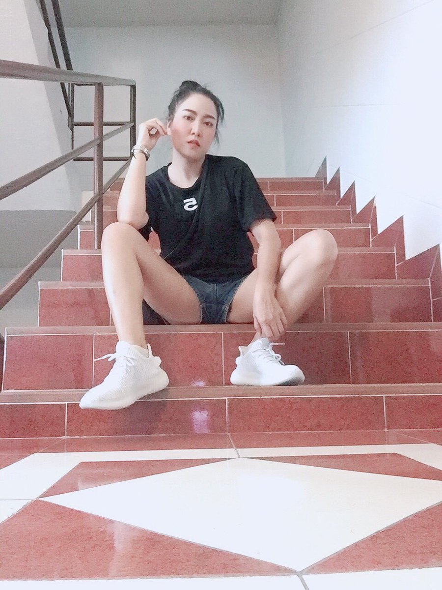 PawineeJan's tweet photo. ♨️คนเดียว  ก็เฟี้ยวได้♨️ https://t.co/56BGq4Ukj2