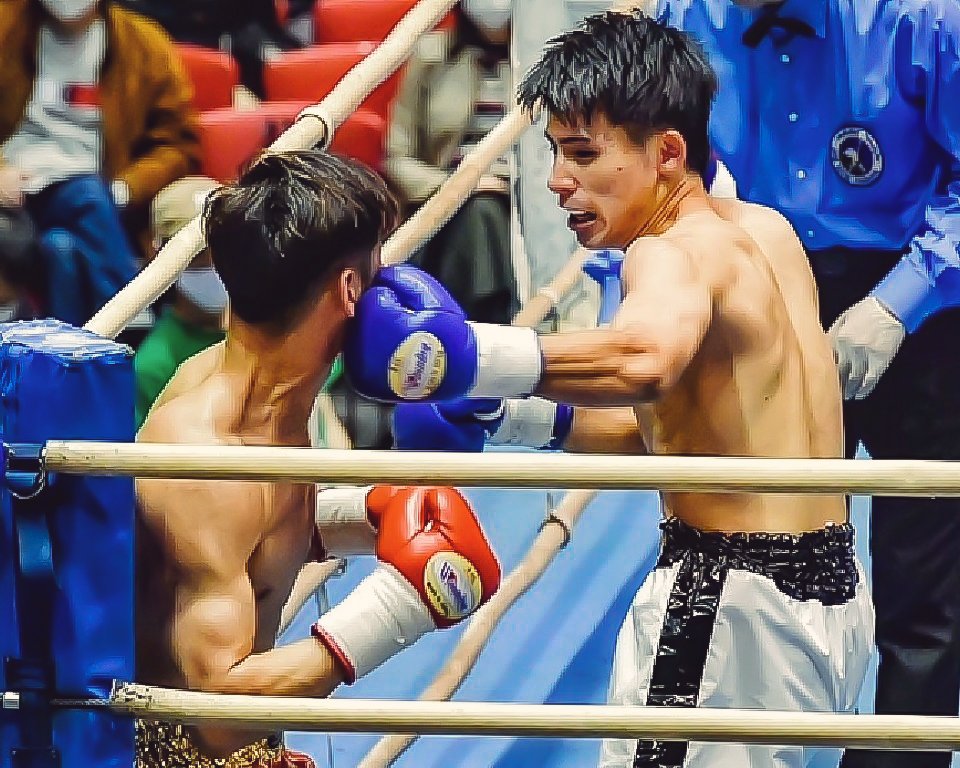 拳聖 イケメンを コーナーに追い詰める ボクシング Boxing 拳聖 イケメンを コーナーに追い詰める ボクシング Boxing