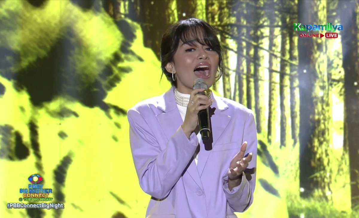 cicicrojo's tweet photo. I really love Vivoree's beauty! Nice singing voice too. 

#PBBConnectBigNight #TeamJieAnn #TeamAndrea https://t.co/q9UU3lPVWZ