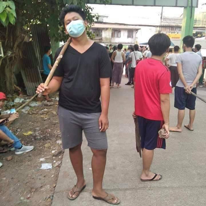 13_infinite_L's tweet photo. In South Okklapa, Yangon, 16-years-old grade 10 student was shot dead by Myanmar security forces today afternoon.

#WhatsHappeningInMyanmar #MilkTeaAlliance #Mar14Coup https://t.co/0dnkm3Q1Gv