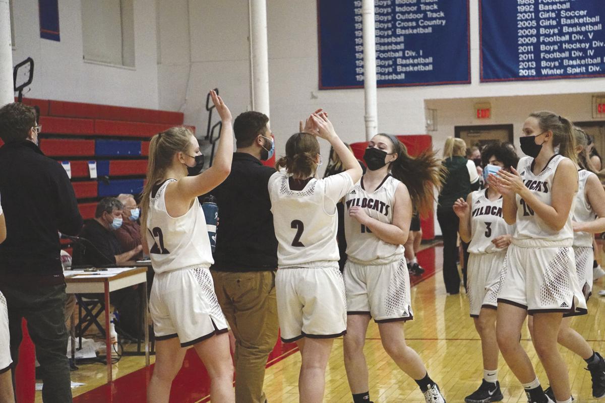 .<a href="/ConantHSBallers/">Conant High School Girls Basketball</a> and <a href="/FMGirlsBBall/">FM Girls Basketball</a> prepare for another battle for the state title | <a href="/Chris_Detwiler/">Chris Detwiler</a>
sentinelsource.com/sports/local_s…