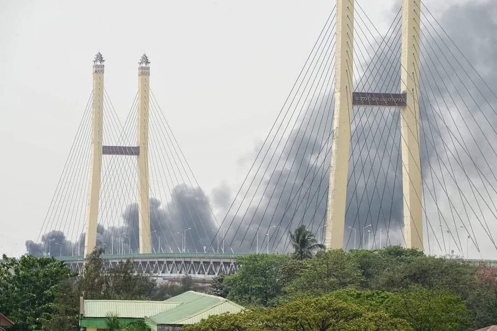 Chinese Embassy in Myanmar released a statement about asking the Military Junta to take actions against the arson of two Chinese-owned garment factories!There was a lot of killings happening at the whole Yangon and that is all China care about!
#Mar14Coup