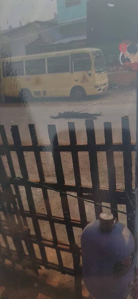 Tw // blood // death 
In Hlaing TharYar, Yangon,
one was shot in the eyes by terrorists.
LOCOMOTIVE XYZ
#WhatsHappeningInMyanmar
#Mar14Coup