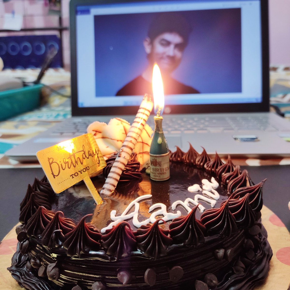 SameekshaShikha's tweet photo. Have some sweetness, craziness and be weird, and super awesome hero. 
Love from Kolkata. 

(Celebrating with @aamirsfangirl
)

❤
. 
. 
. 
#HappyBirthdayAamirKhan https://t.co/KjHn3bMG0D