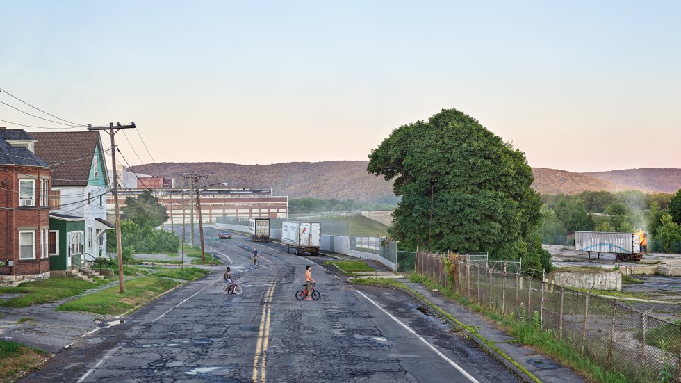 instrumenta3's tweet photo. Gregory Crewdson (born September 26, 1962)
https://t.co/2ruSNRu1kw
#photography #photographers #photos #cameras #lenses #fotografía #fotógrafos #fotos #cámaras #lentes #canon #nikon #sony #fuji #leica #crewdson #gregrorycrewdson https://t.co/HWi1O0PXXj