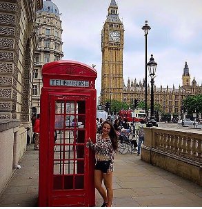Номер лондона пример. Номера великобритании. London tradition. Автомобильные номера лондона. Фотосессия в лондоне.