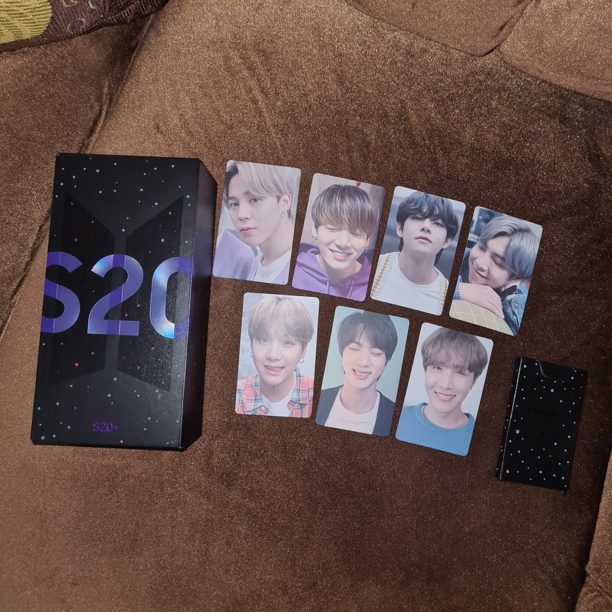 jimia_r's tweet image. Dijual sist gan PC BTS SAMSUNG GALAXY S20+ BTS EDITON . per member 100k aja. #jualpcbts