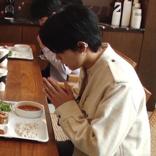 ☆ (@ashifeed) on Twitter photo 