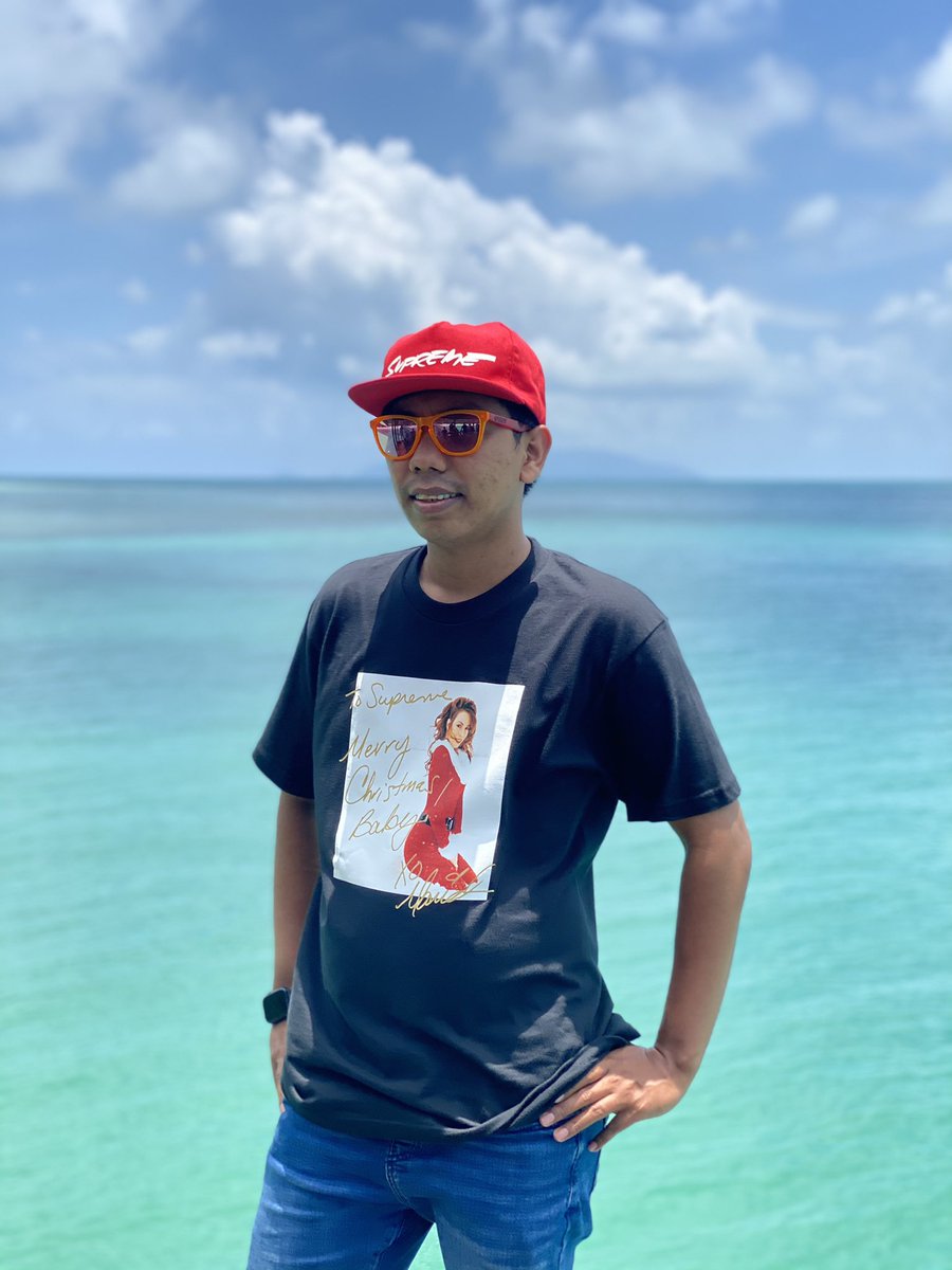iamfauzi33's tweet photo. escaped to island is always a good idea . #pulaubesar https://t.co/TNgDXT9Ju4