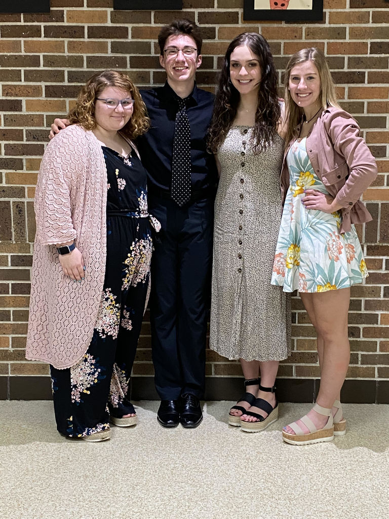 Congratulations to the West Harrison speech participants who all received I ratings at the state speech contest held in Logan (3-13)!!