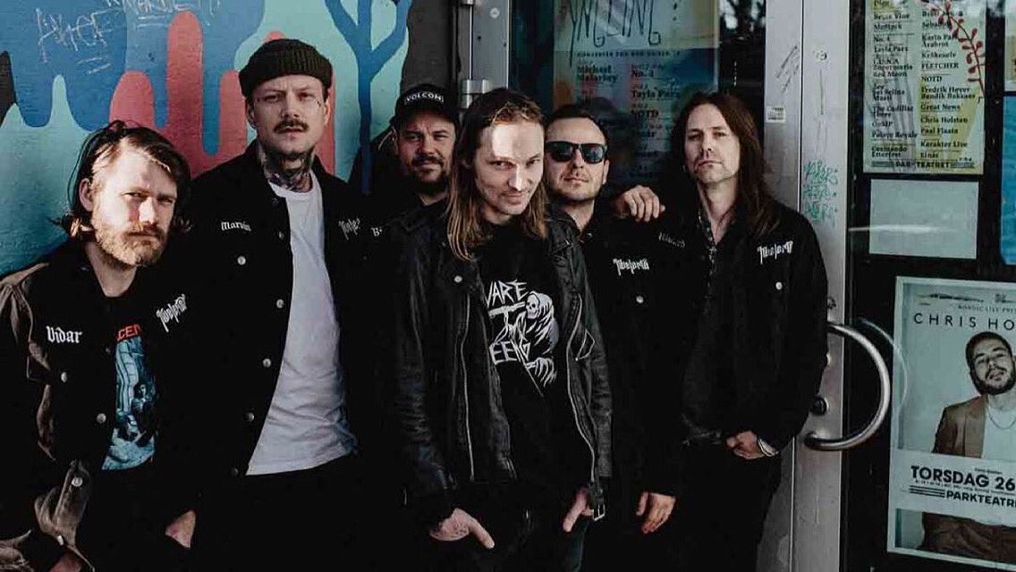 riserecords's tweet photo. #NowPlaying @Kvelertak’s #Splid 🎧 What's your favorite song from the album?
📸 Jake Owens https://t.co/tv8uIAaw72